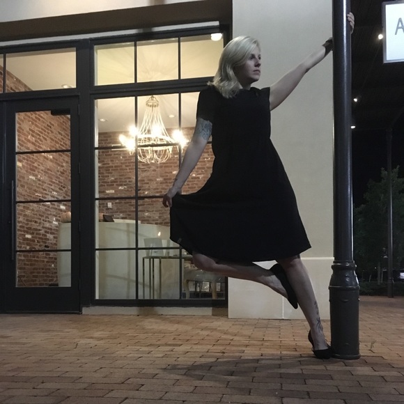 Meet your Posher, Jenny - Picture 2 of 5